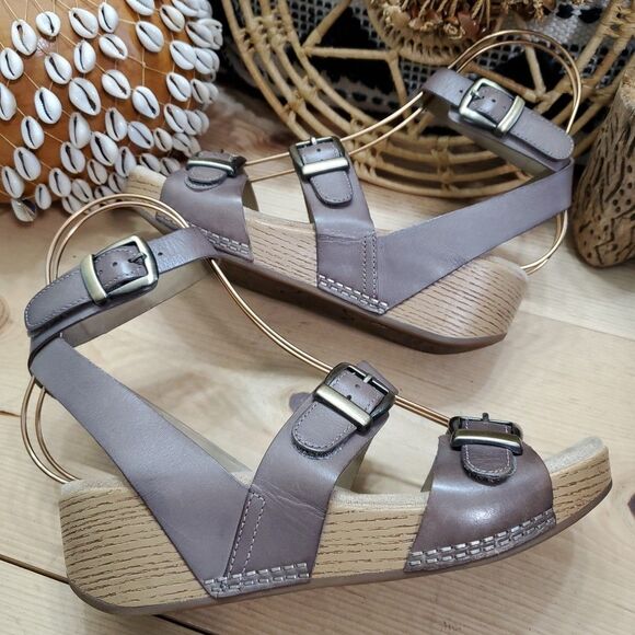 Dansko Women's 7/37 Lou Sandal EVA Burnished Leather Open Toe Buckle Comfort - Picture 6 of 15